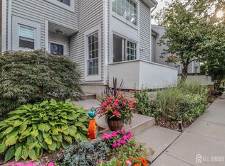 11 Borelle Sq, Parlin, NJ 08859