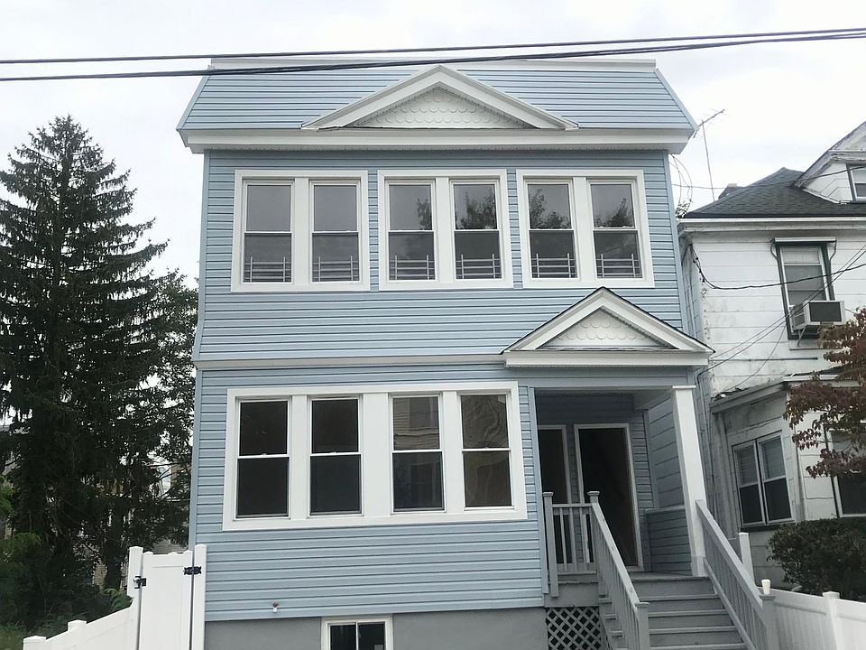 1st image of 194 Oakwood Pl