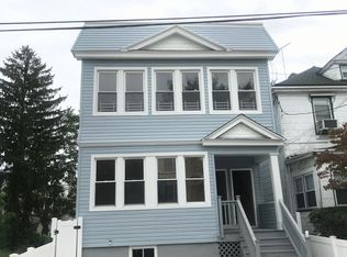 194 Oakwood Pl, Orange, NJ