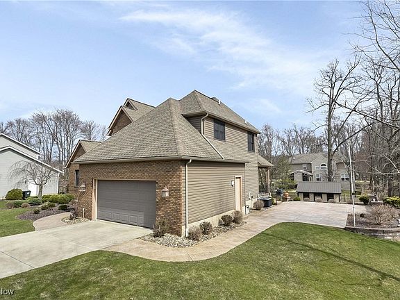 2nd image of 11501 Lisa Ln