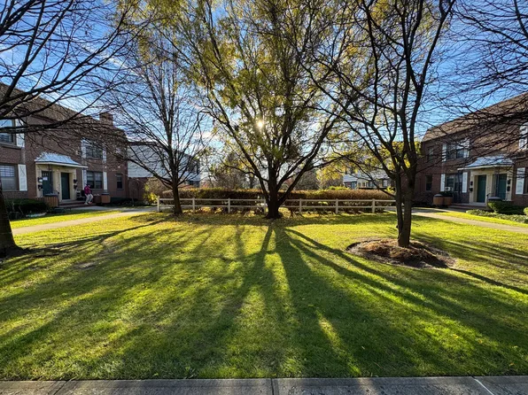 70-35a Park Drive East image 9 of 10