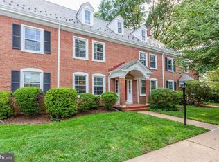 3536 S Stafford St APT B2, Arlington, VA 22206