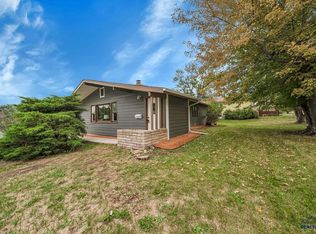 203 E Oakland St, Rapid City, SD 57701