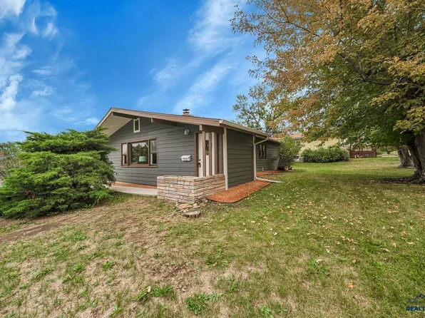 203 E Oakland St, Rapid City, SD 57701