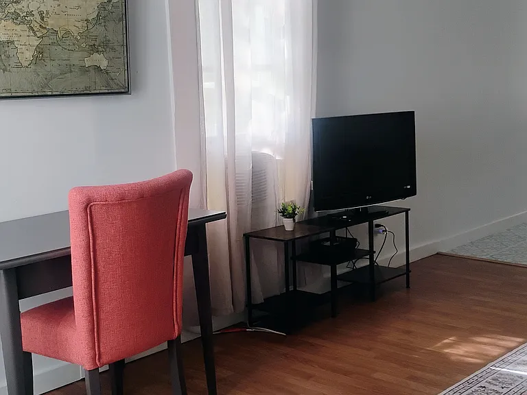 516 W North St #1-F — Photo 16