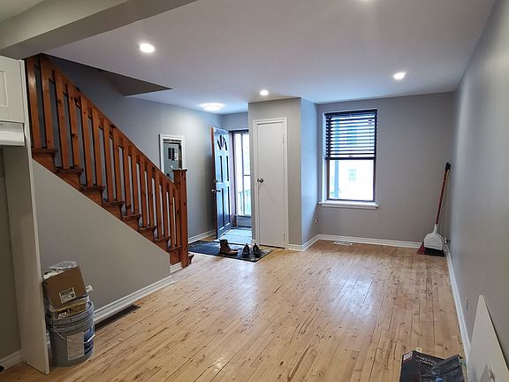 5th image of 166 Saint Andrew St #1017980