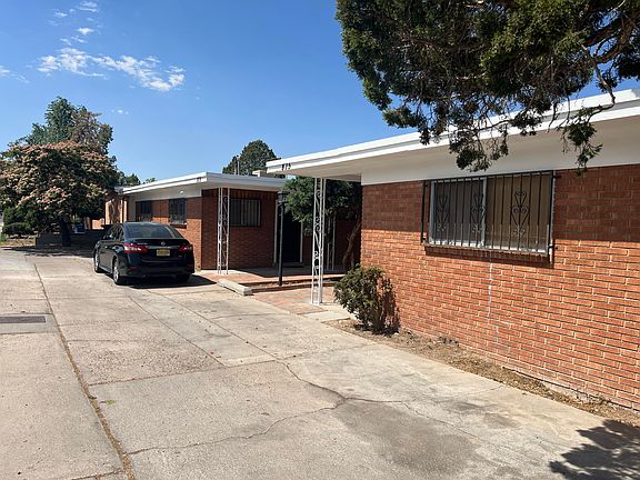 3rd image of 825-823 Louisiana Blvd SE
