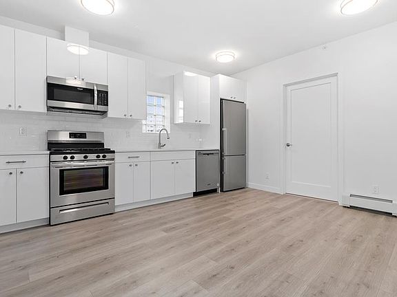 3rd image of 31-07 38th Ave #53