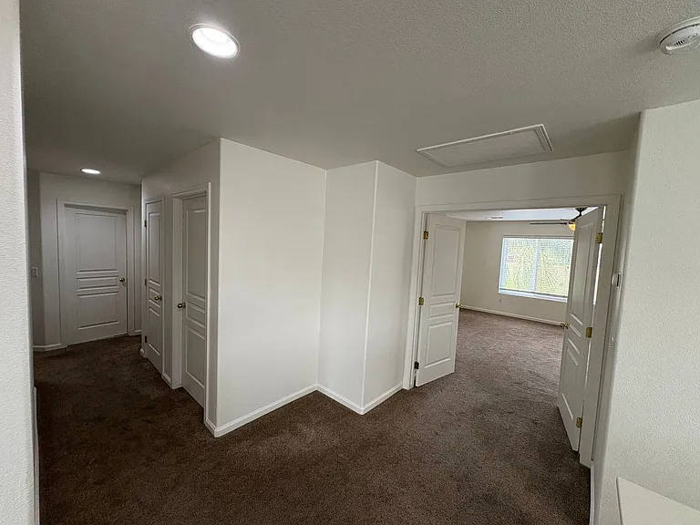 5928 W Whitley Ave — Photo 31