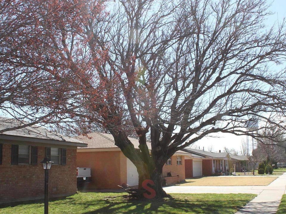 2nd image of 1418 Oak Ave