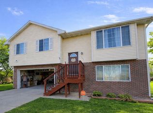 1102 Locust St, Dakota City, NE 68731