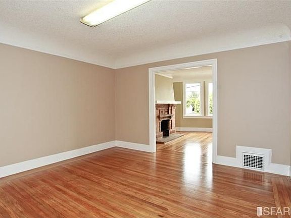 4th image of 1921 Ulloa St