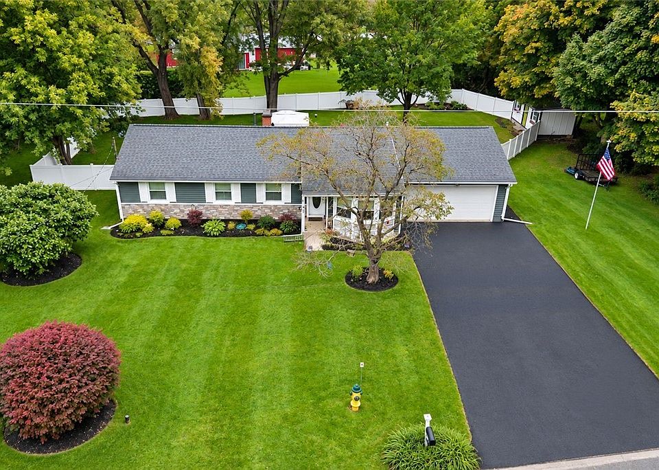 1st image of 617 Dyke Rd