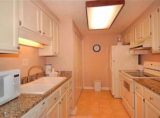 10 Forest Beach Dr UNIT 307, Hilton Head Island, SC 29928