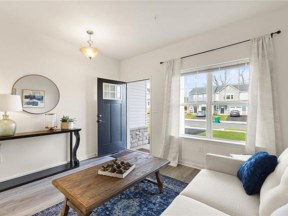 3rd image of 134 Scotty Dr #71