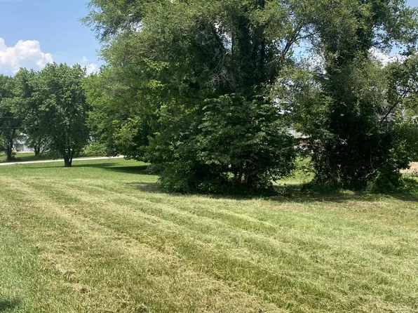 Lot 8 Block 3 Russell Subdivision, Bolivar, MO 65613