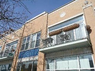 1st image of 1616 W Montrose Ave APT 2M
