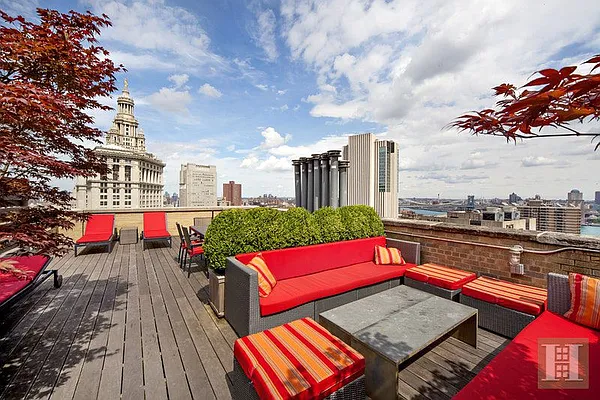 Sold by Halstead Real Estate | media 6