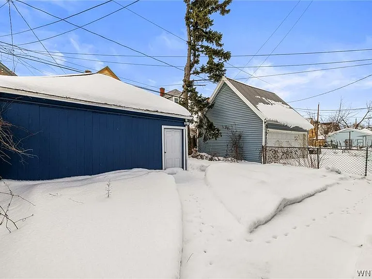 189 Hughes Ave — Photo 22