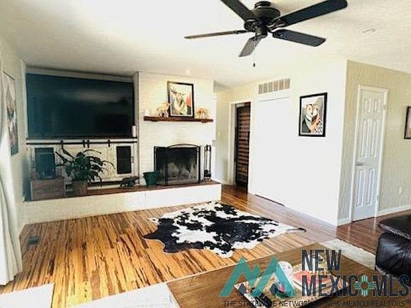 4th image of 1310 W Ural Dr