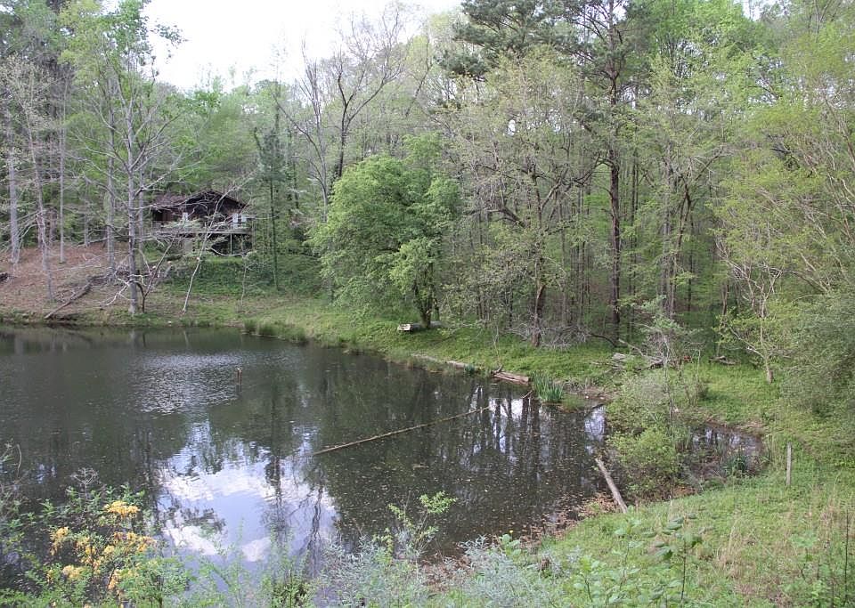 1st image of 183 Covered Bridge Dr SW