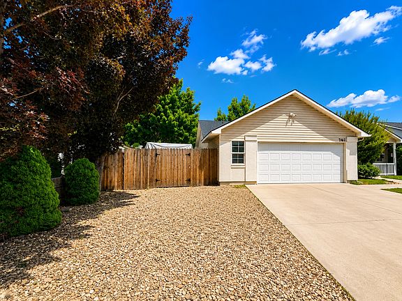 2nd image of 762 W Tern Dr