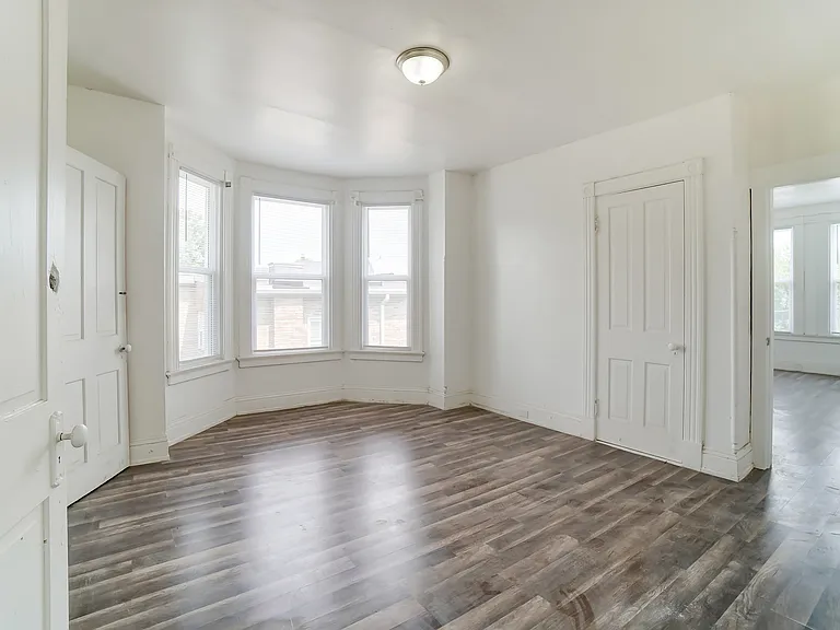 1768 Williams Ave — Photo 36