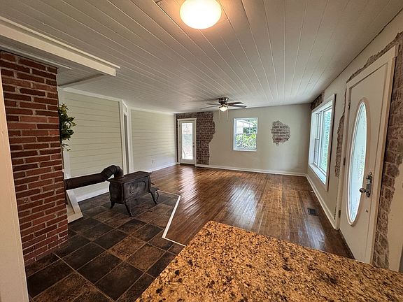 3rd image of 66 Logan Ln