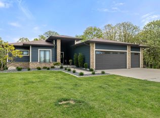 2939 Peru Rd, Truro, IA 50257