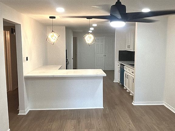 4th image of 7909 Hoffman St