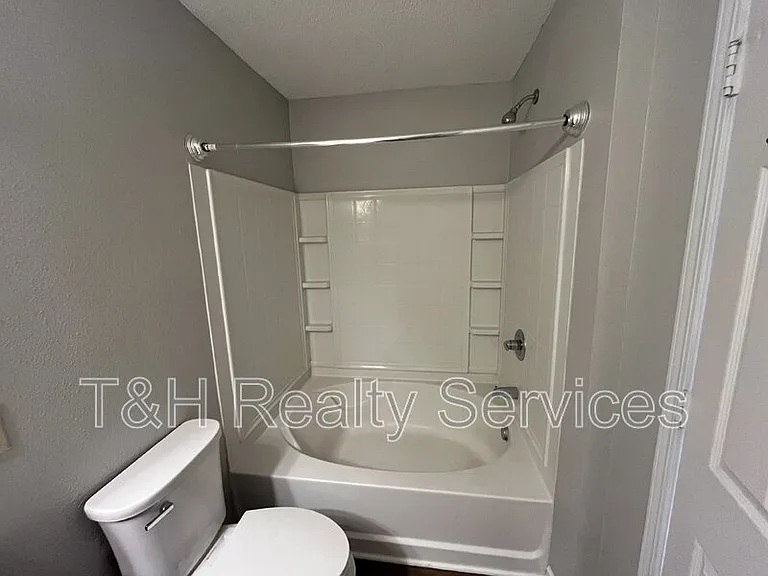 14235 Clapboard Dr — Photo 16