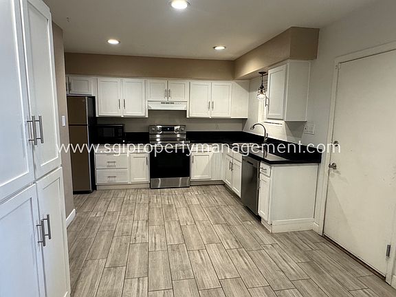 4th image of 1118 W Muriel Dr
