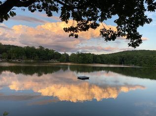 64 W Shore Dr, Bloomingdale, NJ 07403