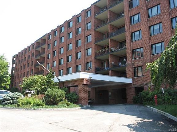 2nd image of 16 Rockledge Ave APT 6L2