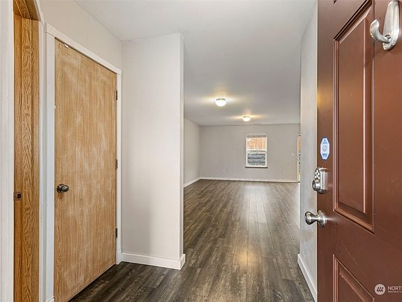 3rd image of 2740 SW Egret Street
