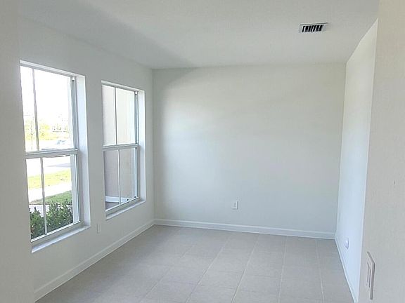 4th image of 26426 SW 148th Court