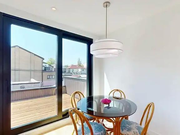 5th image of 149 Maria St #1A