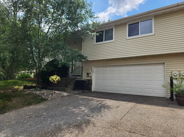 4444 Woodgate Ct, Eagan, MN 55122