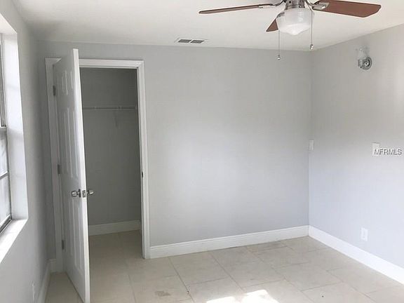 4th image of 3826 Beechwood Blvd