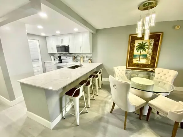 6461 NW 2nd Ave APT 409, Boca Raton, FL 33487