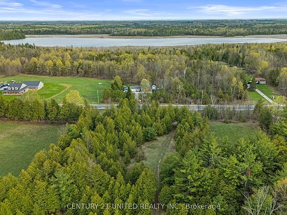 3rd image of 922 County Road 6