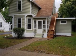 522 1st St SW, Faribault, MN 55021