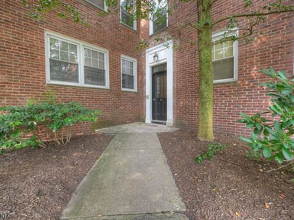 2nd image of 349 Bloomfield Ave #74