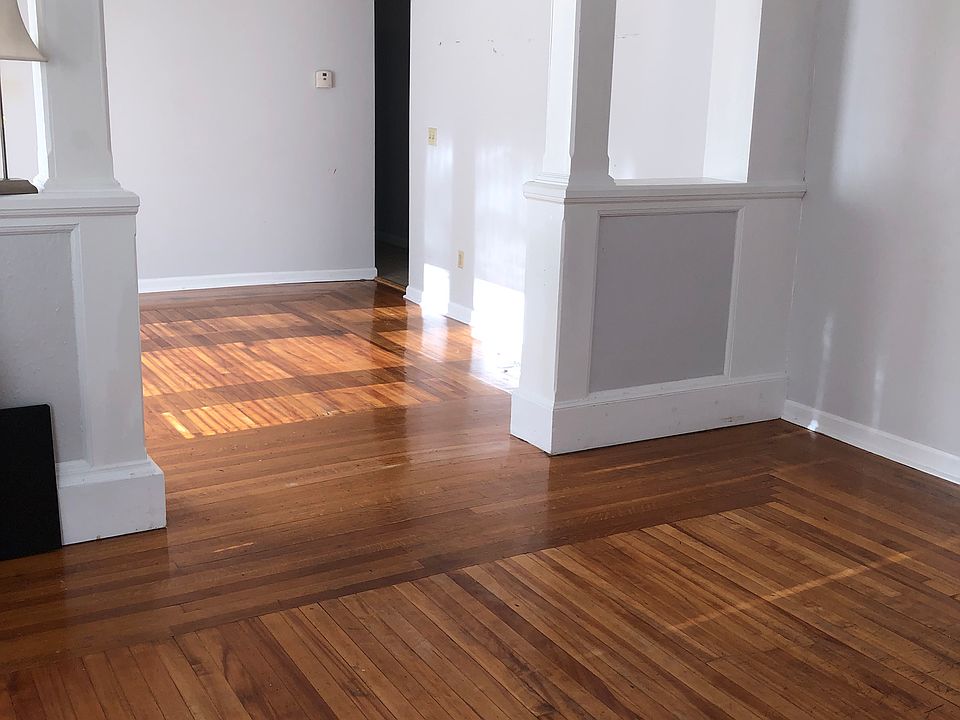 2nd image of 13 Park St APT 1