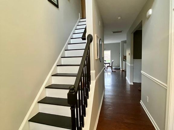 Entry way