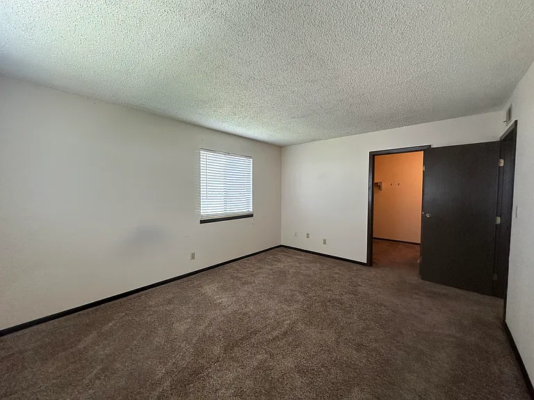 819 Coolidge St — Photo 12