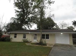 14902 College View Dr, Dade City, FL 33523