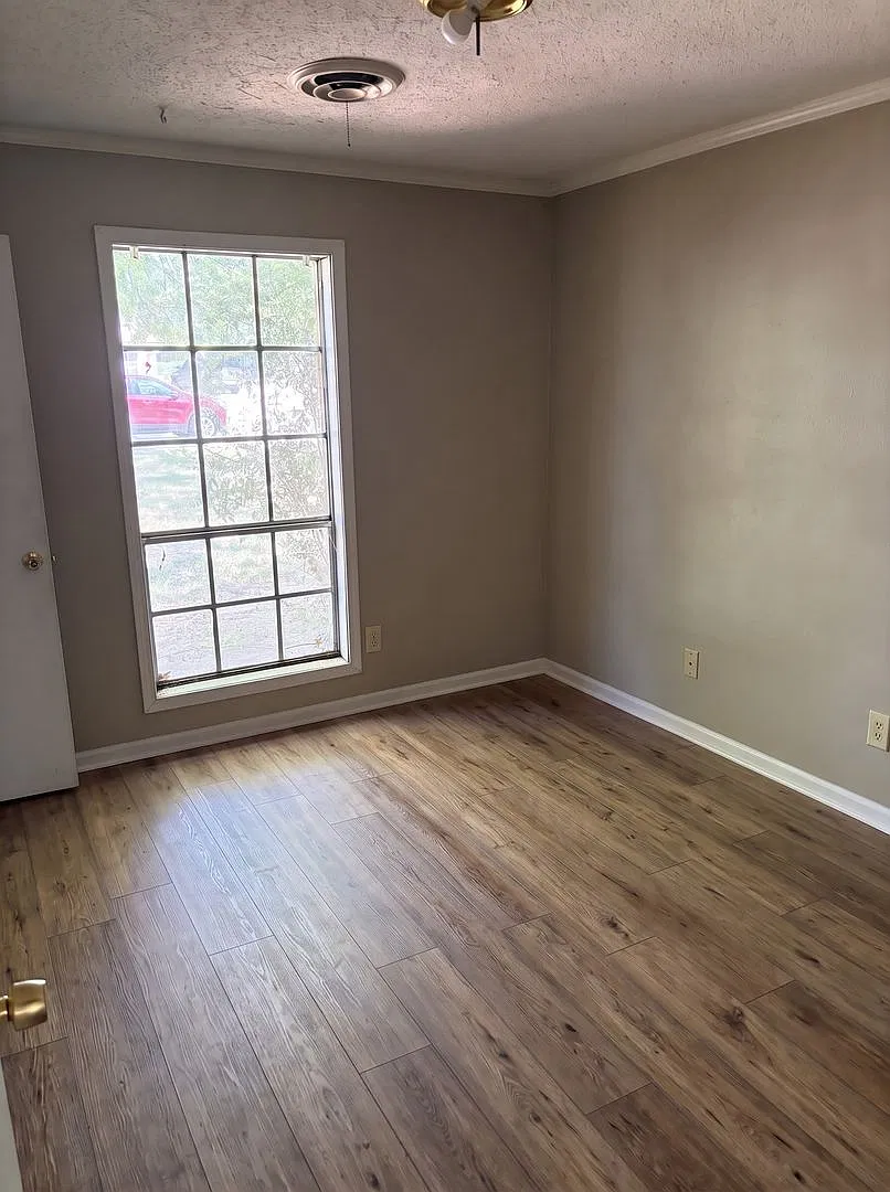 Newly Renovated 4-Bedroom Home in Memphis Housing Vouchers Accepted! — Photo 3