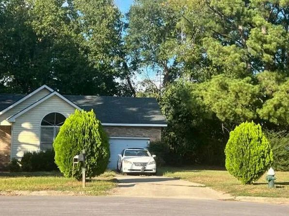 1711 Bynwood Cir SE, Wilson, NC 27893