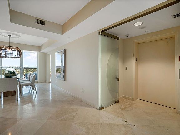 5th image of 785 Crandon Blvd APT 1801